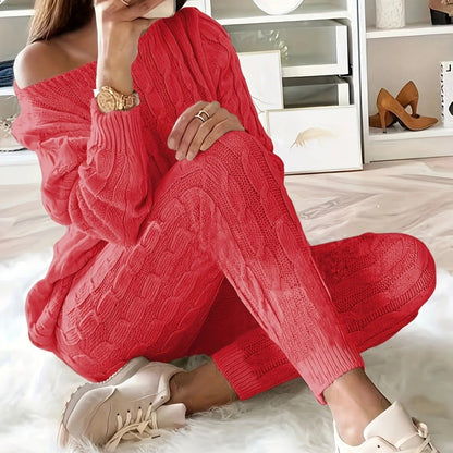 Knitted jumper & trousers for women