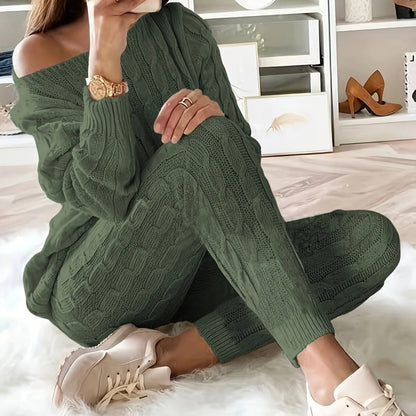 Knitted jumper & trousers for women