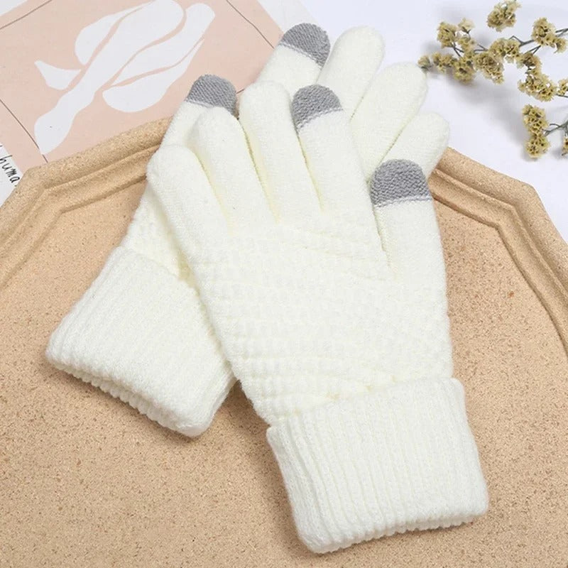 Knitted winter gloves for ladies
