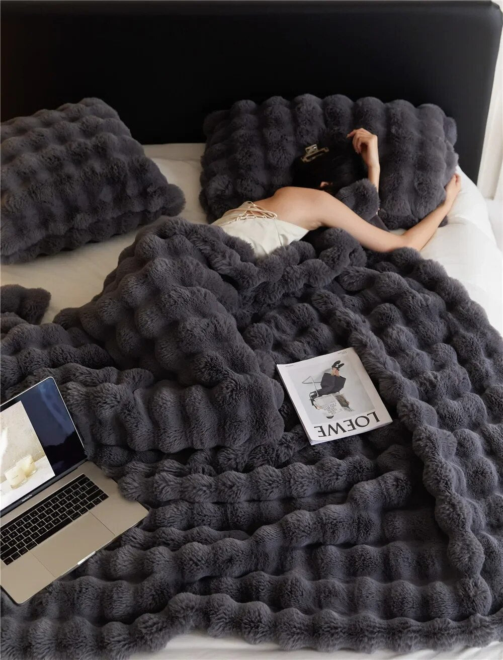 Ladies' Blanket Plysj Warm and Comfortable
