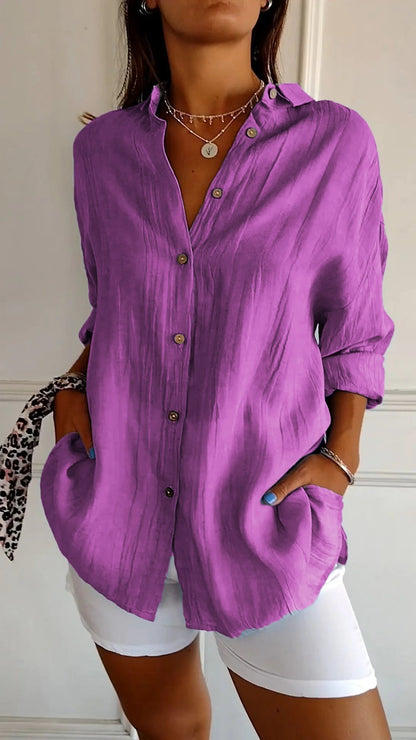 Ladies Casual Shirt With Button Closure and Loose Fit