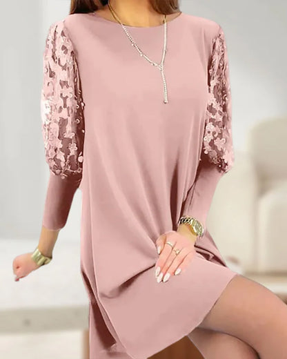 Ladies Evening Dress V-Neck with Lace Details for Wedding and Special Occasions