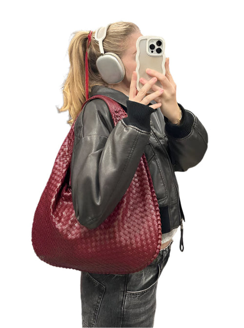 Ladies Shoulder Bag Stylish Water-Resistant Polyester for Daily Use