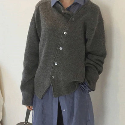 Ladies cardigan with asymmetric buttons