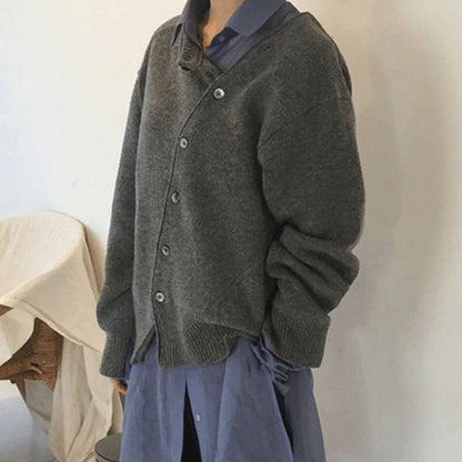Ladies cardigan with asymmetric buttons