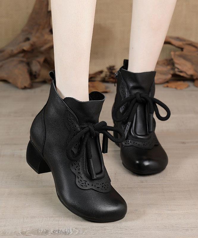 Ladies lace-up boots with zip closure