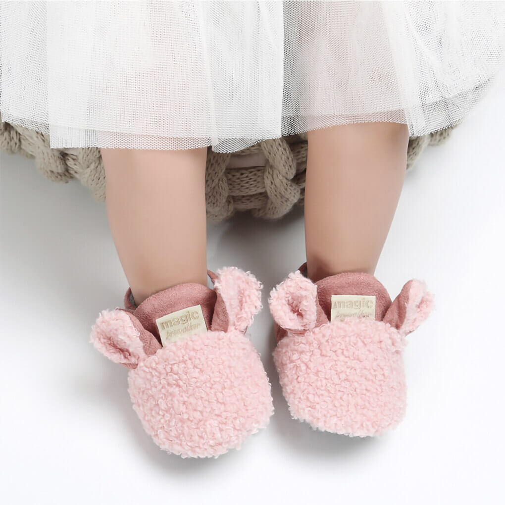 Lam design baby shoes