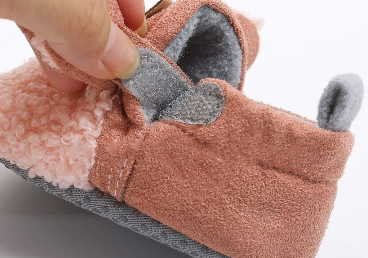 Lam design baby shoes