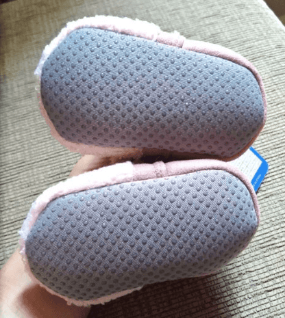 Lam design baby shoes