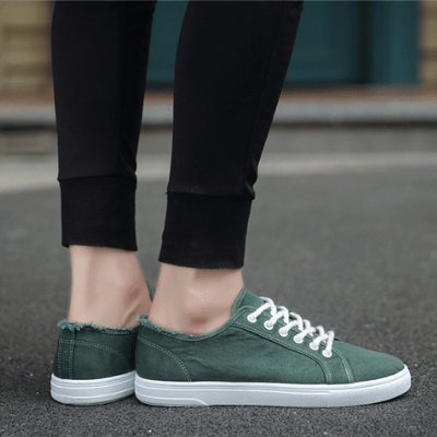 Lightweight Canvas Men's Shoes
