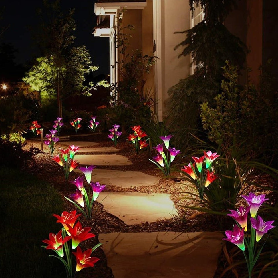 Lily Solar Garden Pole Light