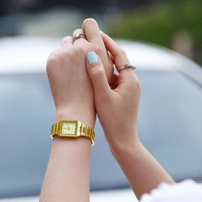 Luxury Gold Square Wristwatch