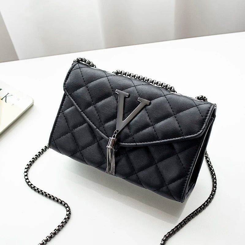 Luxury Quilted Crossbody Handbag with Tassel