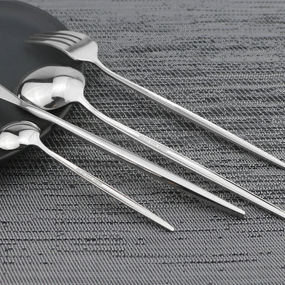 Luxury cutlery set