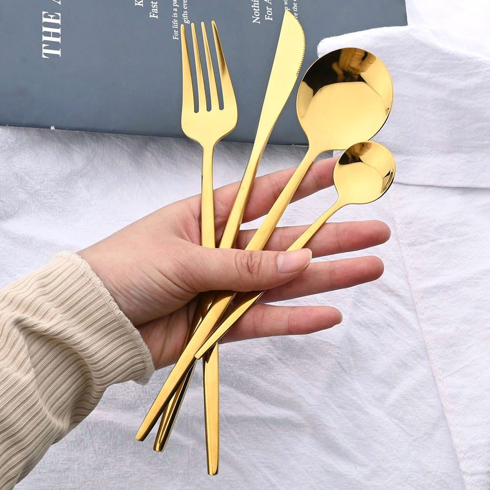 Luxury cutlery set