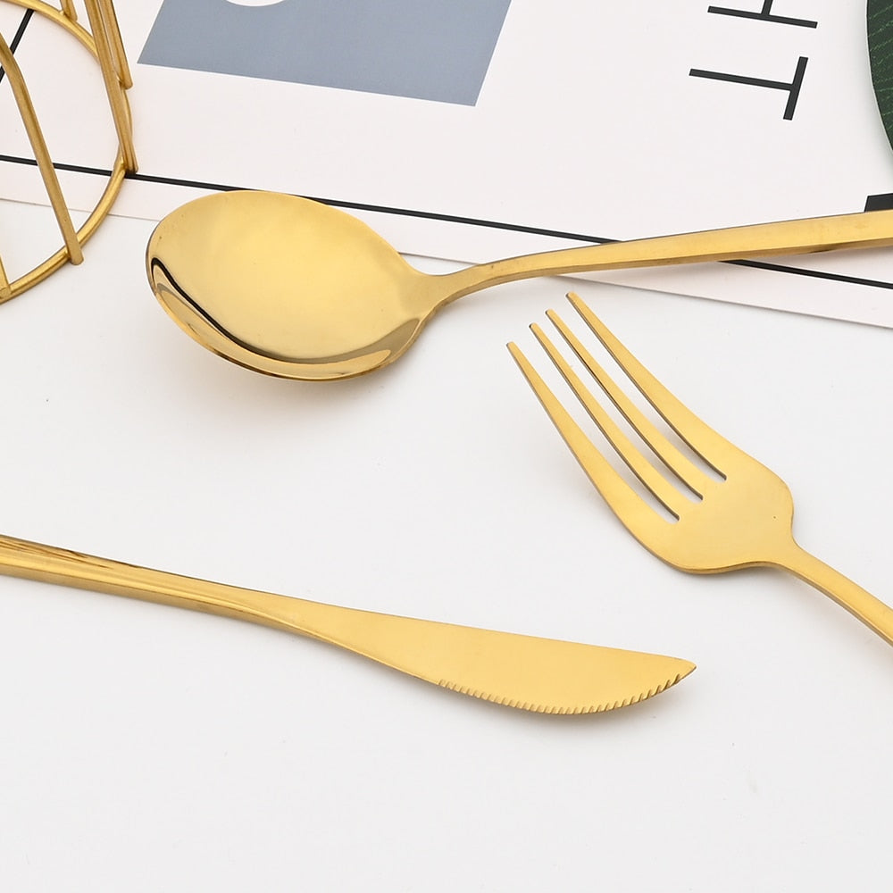 Luxury cutlery set