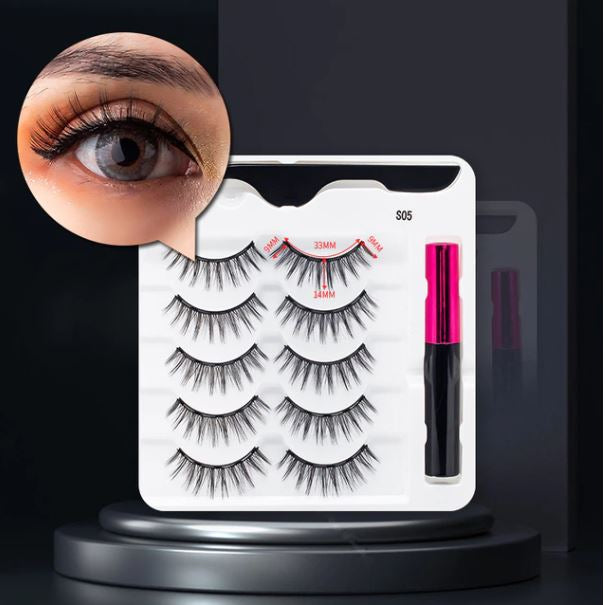 Magnetic False Eyelashes and Eyeliner Set