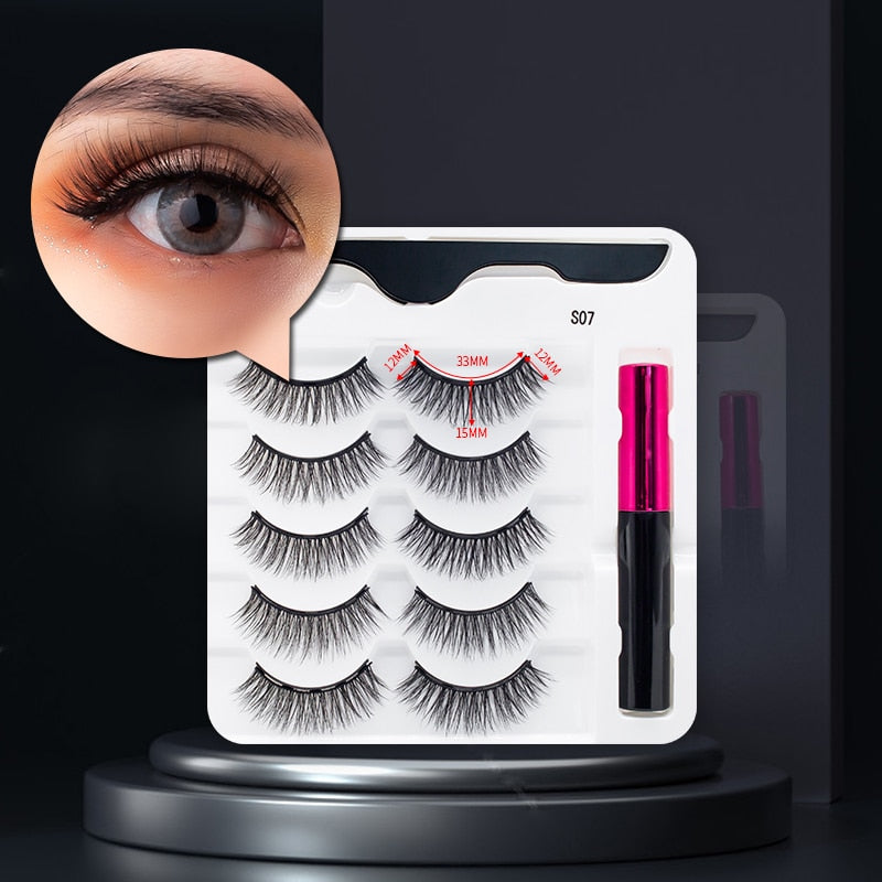 Magnetic False Eyelashes and Eyeliner Set