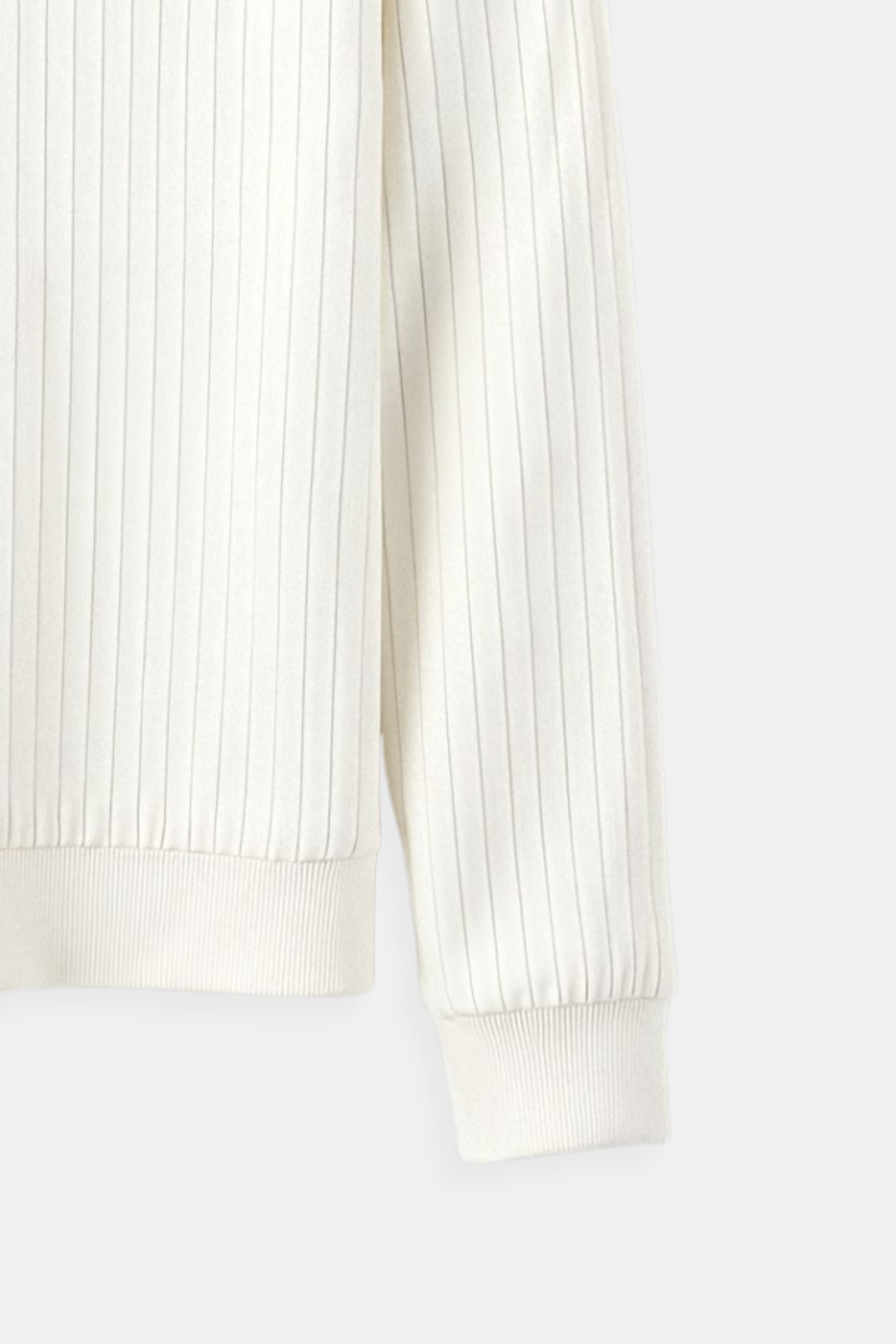 Men's Knitted Sweater Ribbed Style