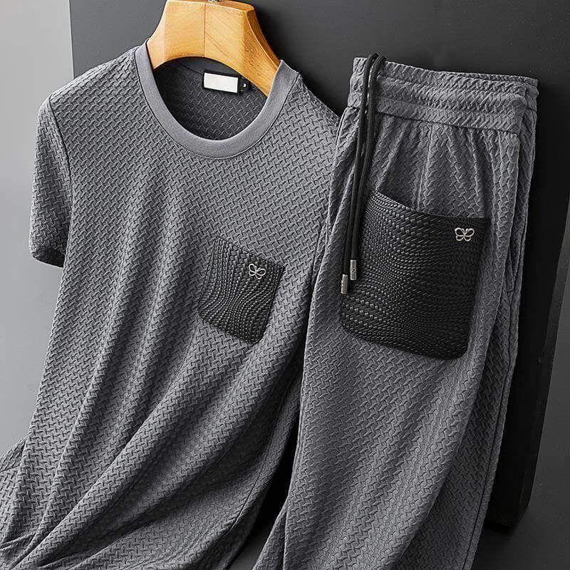 Men's Leisure Set Comfortable Polyester T-shirt and Pants