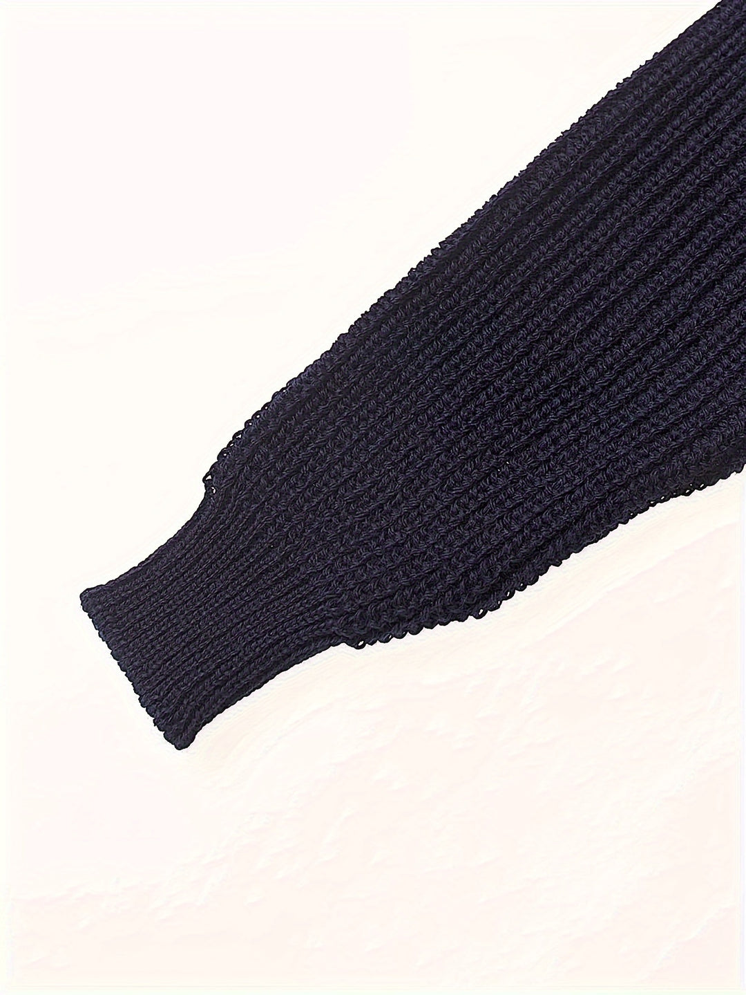 Men's Round Neck Knitted Sweater with Timeless Design