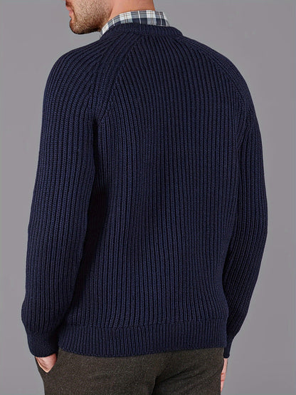 Men's Round Neck Knitted Sweater with Timeless Design