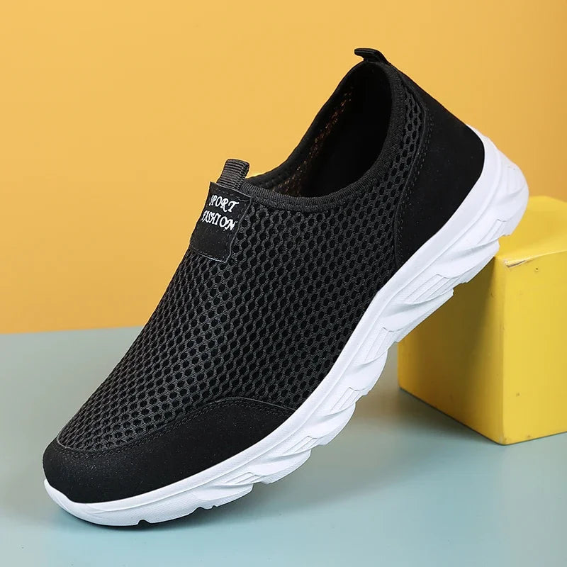 Men's Running Shoes Slip-On Breathable Mesh EVA Sole