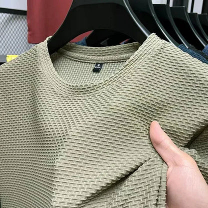 Men's Short-sleeved Breathable Ice Mesh T-shirt for Casual and Sporting Activities