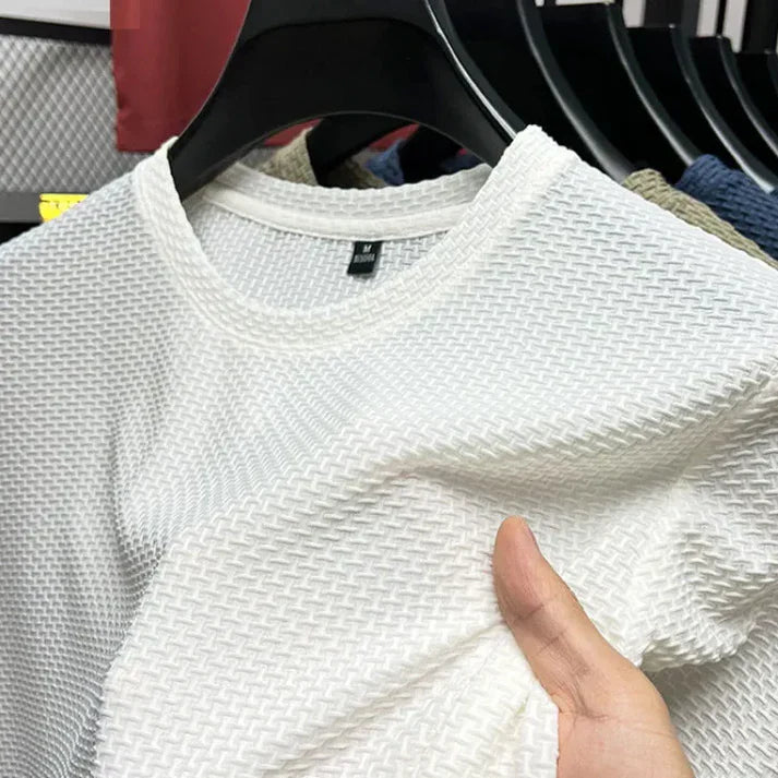 Men's Short-sleeved Breathable Ice Mesh T-shirt for Casual and Sporting Activities