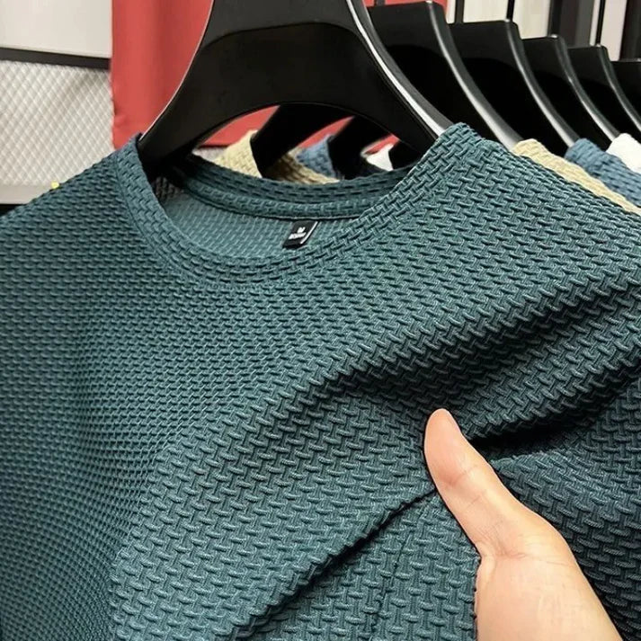 Men's Short-sleeved Breathable Ice Mesh T-shirt for Casual and Sporting Activities