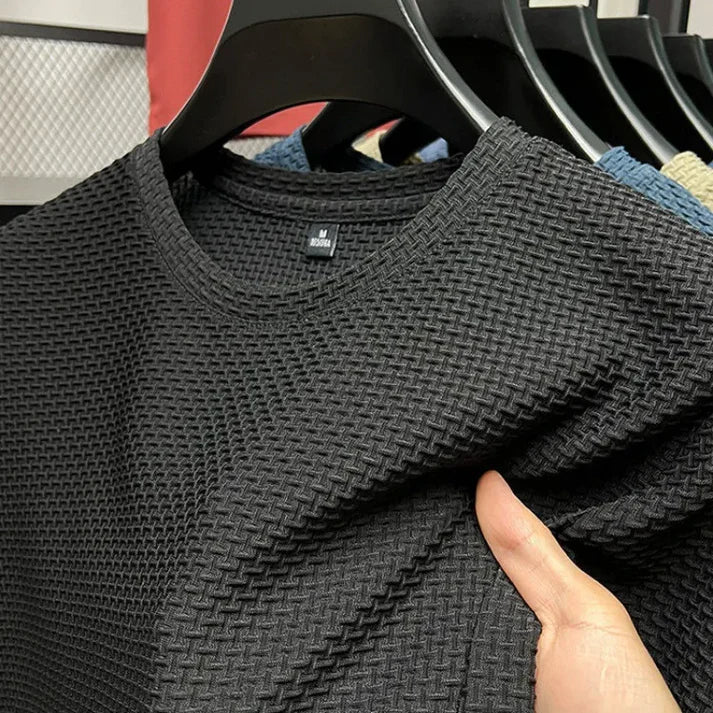 Men's Short-sleeved Breathable Ice Mesh T-shirt for Casual and Sporting Activities