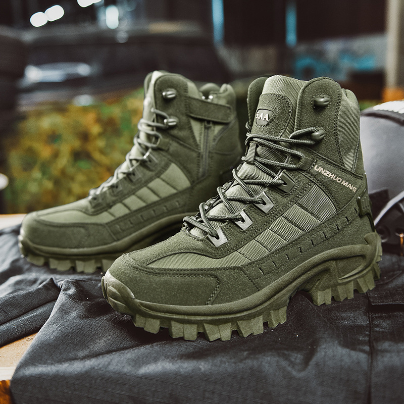 Men's Tactical Boots for Adventurous Style