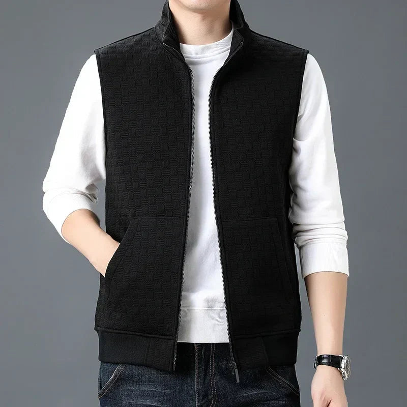Men's Textured Zip Jacket with Deep Pockets