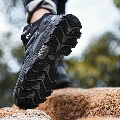 Men's Trekking Boots Waterproof With Enhanced Grip