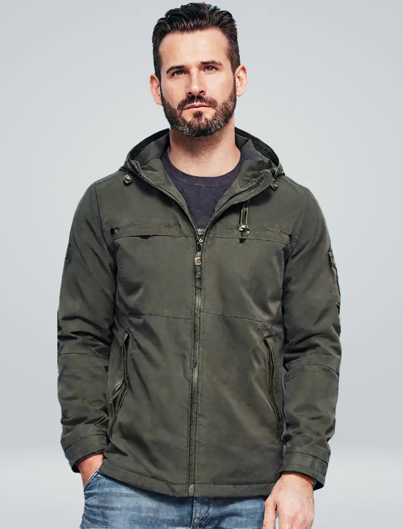 Men's Winter Coat Minimalist with Practical Pockets