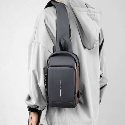 Men's bag with anti-theft protection