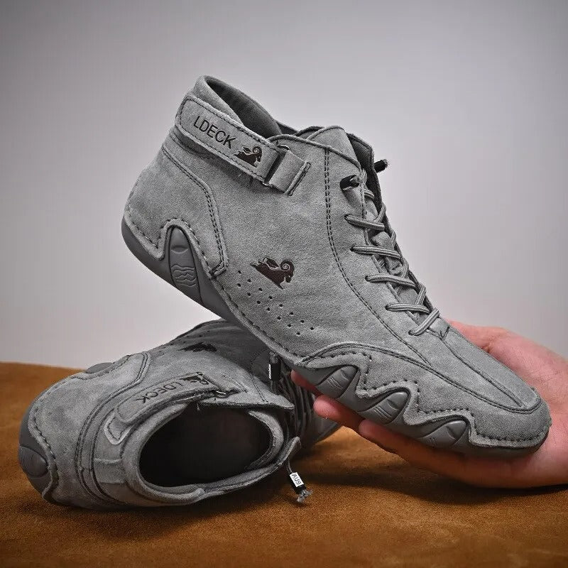 Men's casual high-top trainers