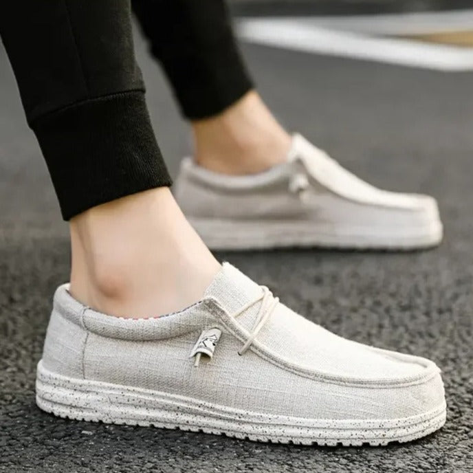 Men's casual lace-up shoes