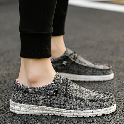 Men's casual lace-up shoes