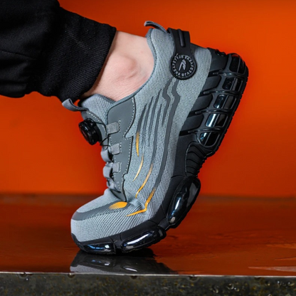 Men's safety shoes with steel toecap and non-slip soles