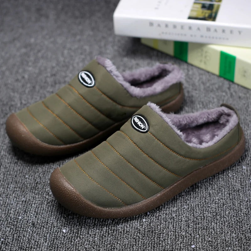 Men's slip-on winter shoes with plush lining and rubber soles