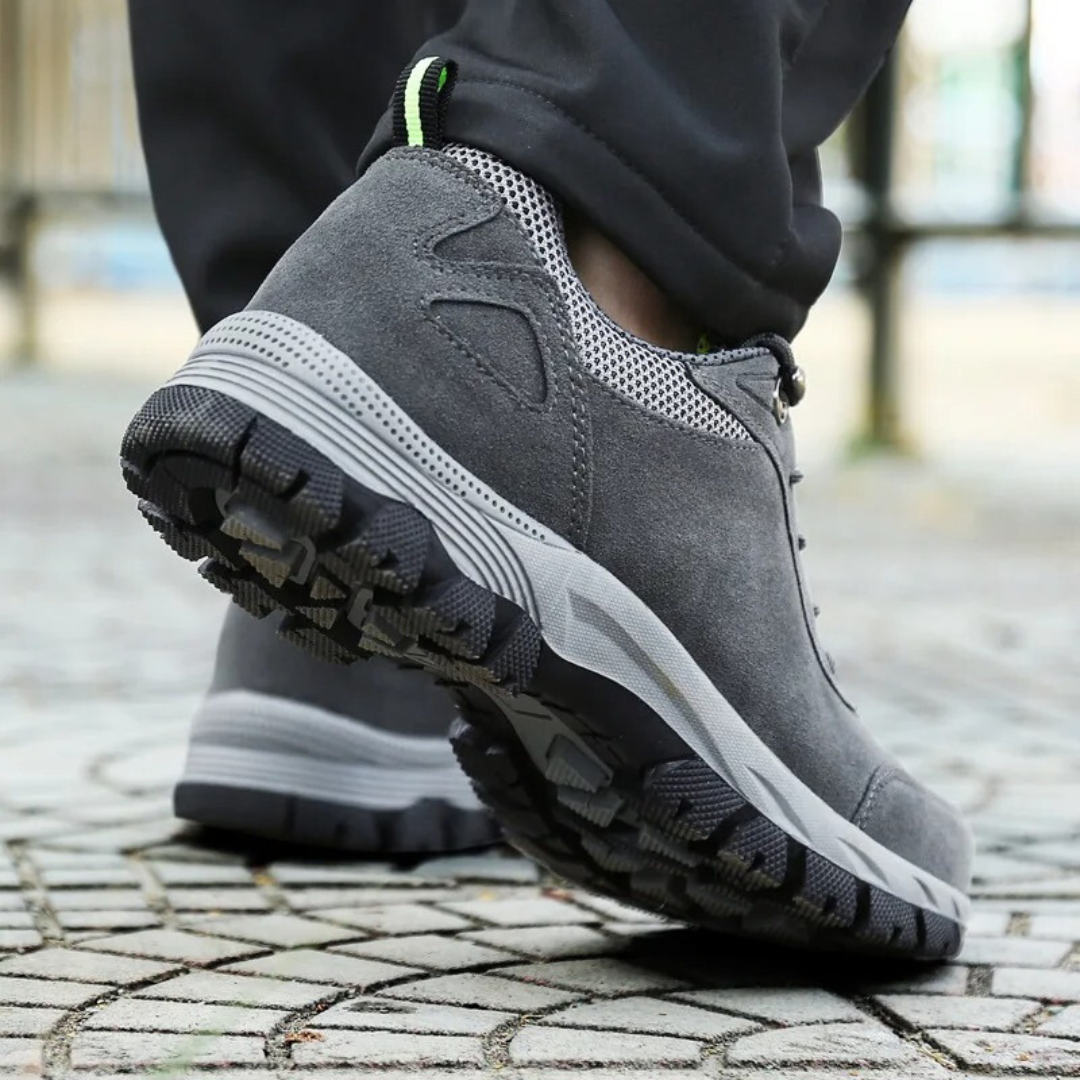 Men's waterproof hiking boots