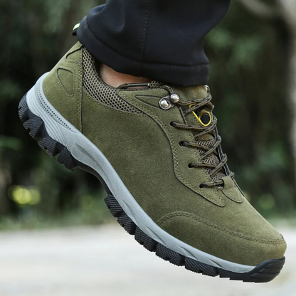 Men's waterproof hiking boots