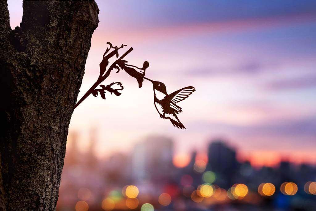 Metal Hummingbird Art Yard