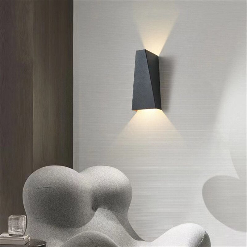 Minimal Geometric Wall Lamp