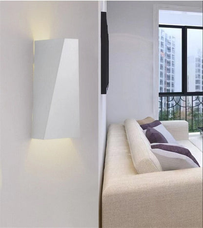 Minimal Geometric Wall Lamp