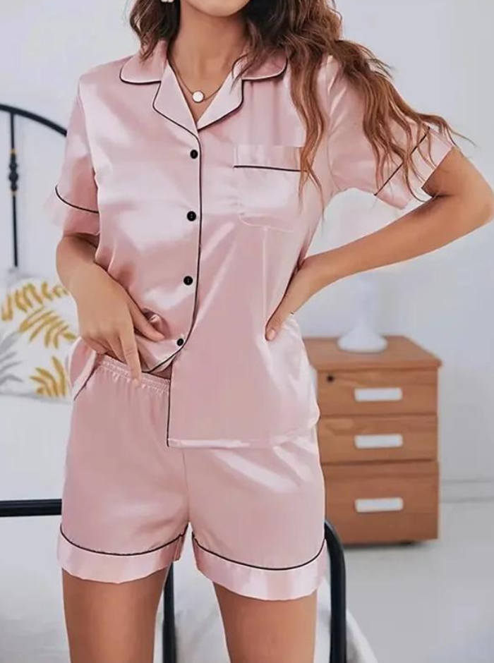 Minimalist nightwear set for women