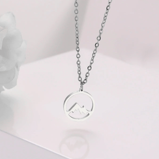Mountain Hill Chain