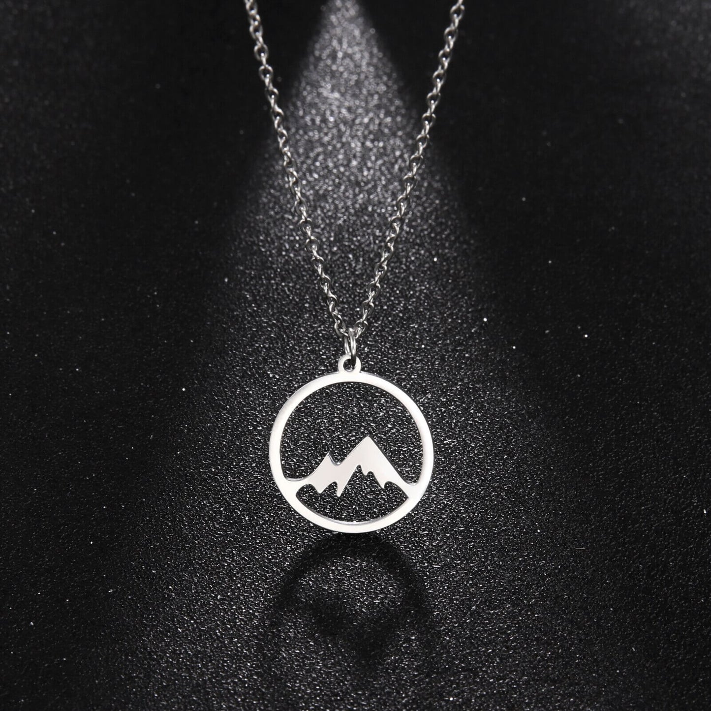 Mountain Hill Chain