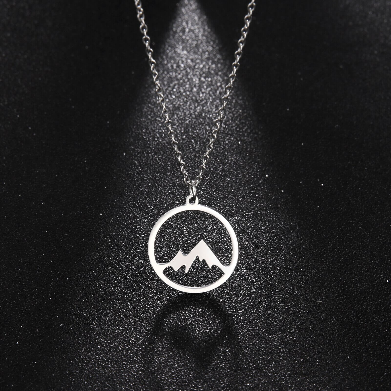 Mountain Hill Chain